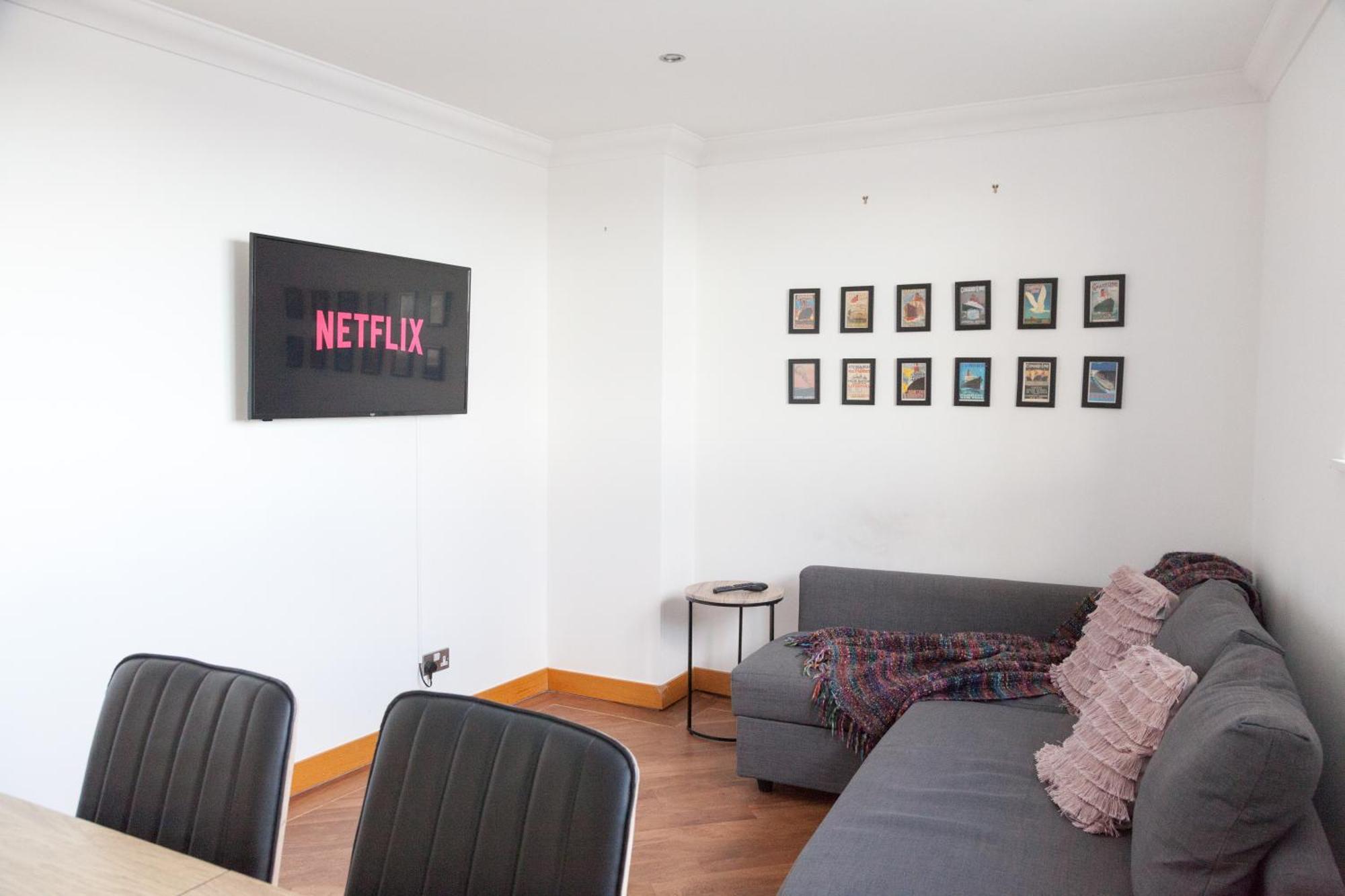 Weekly & Monthly Stays In Penthouse For Contractors Or Leisure Single Or Superking Beds Available Бёкенхэд Экстерьер фото