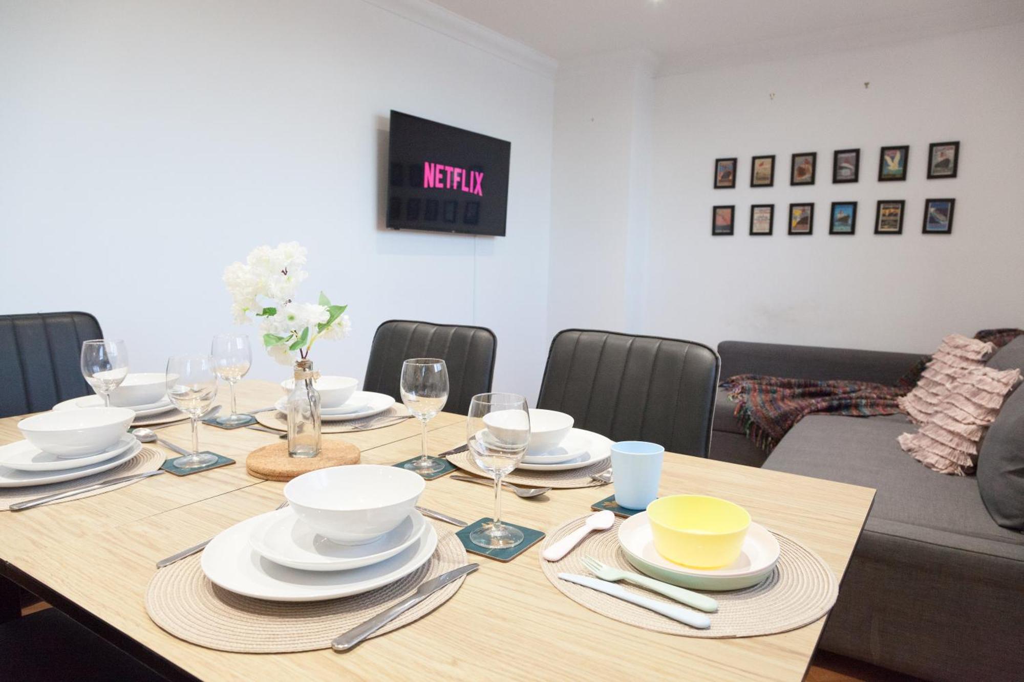Weekly & Monthly Stays In Penthouse For Contractors Or Leisure Single Or Superking Beds Available Бёкенхэд Экстерьер фото